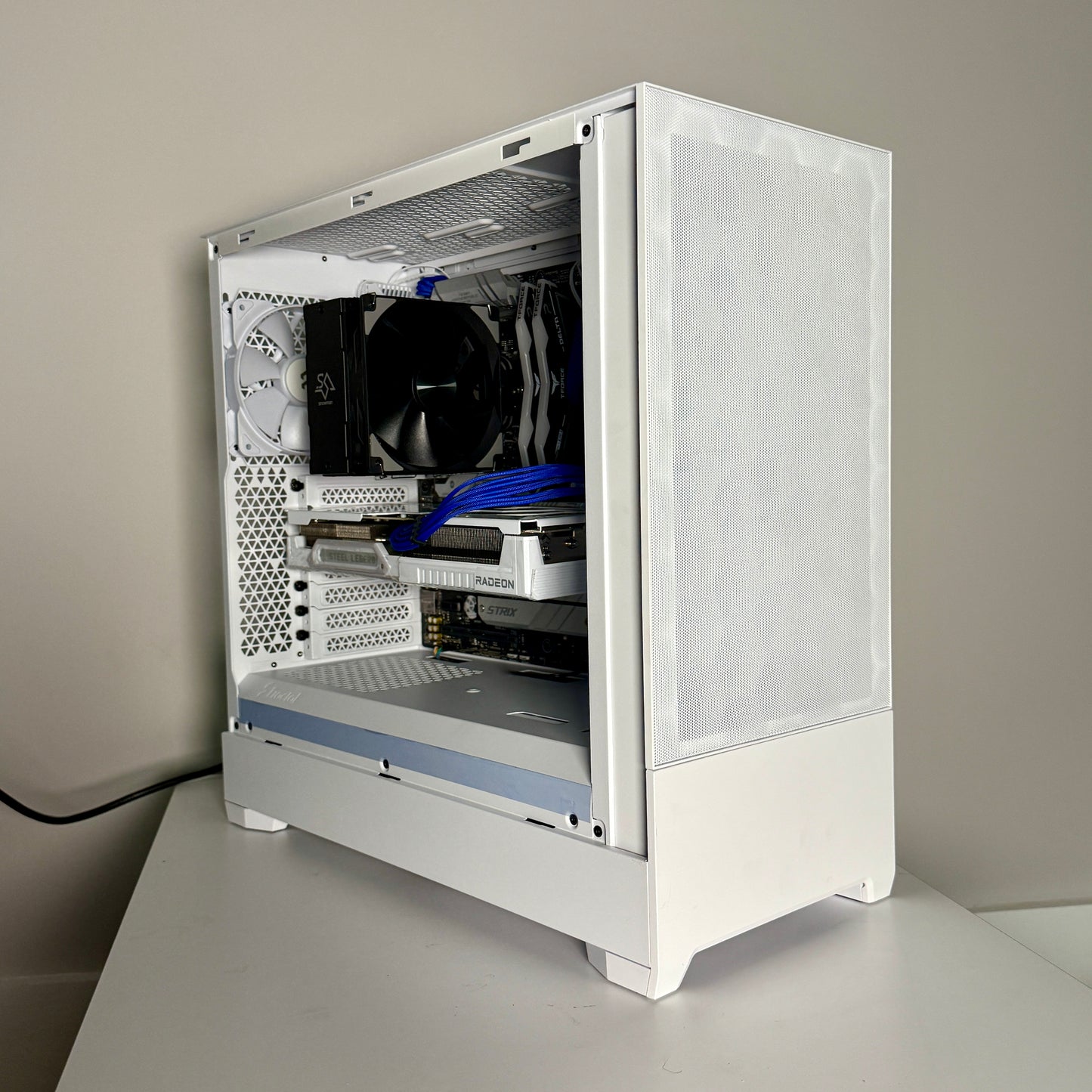 Ryzen 5 9600X + RX 9060 XT 16GB Gaming PC | ROG Strix B650 | 32GB DDR5